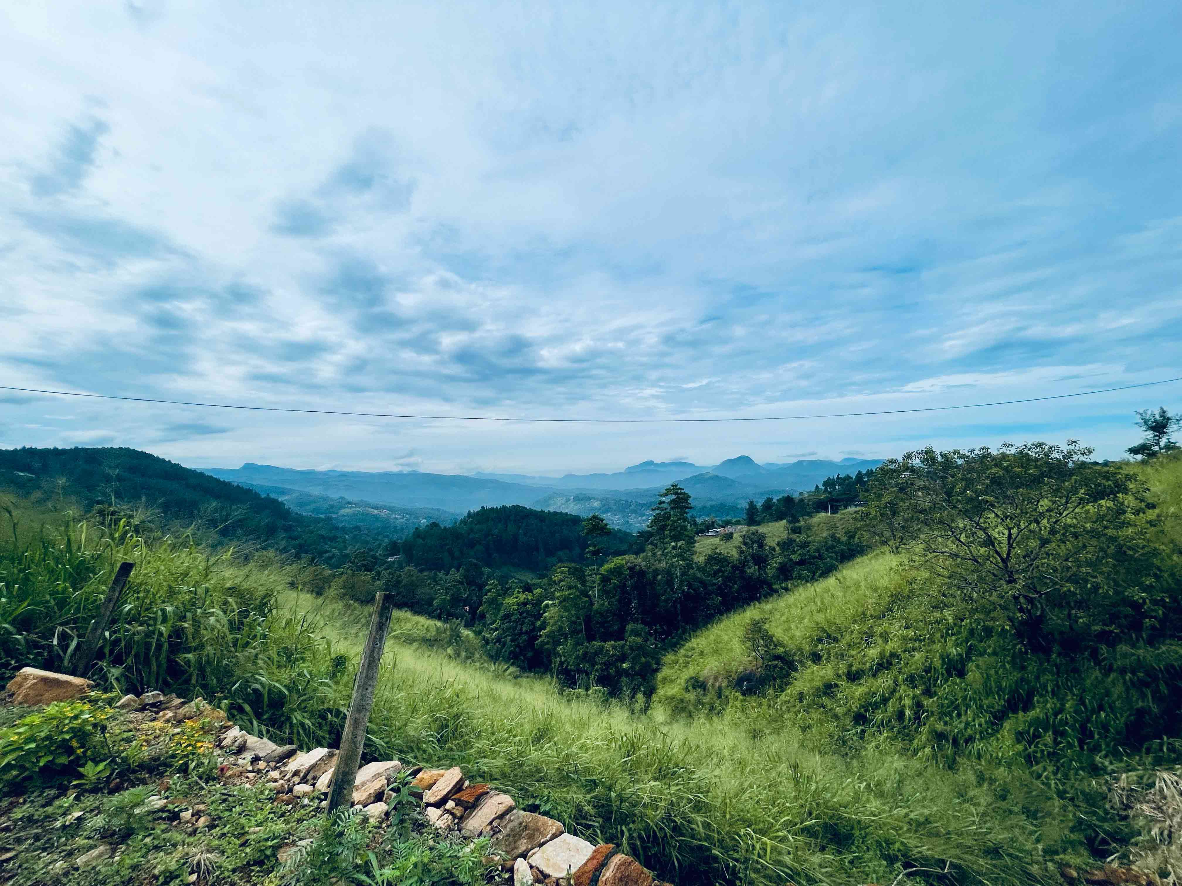 Cloudscape Kandy - hiking 03