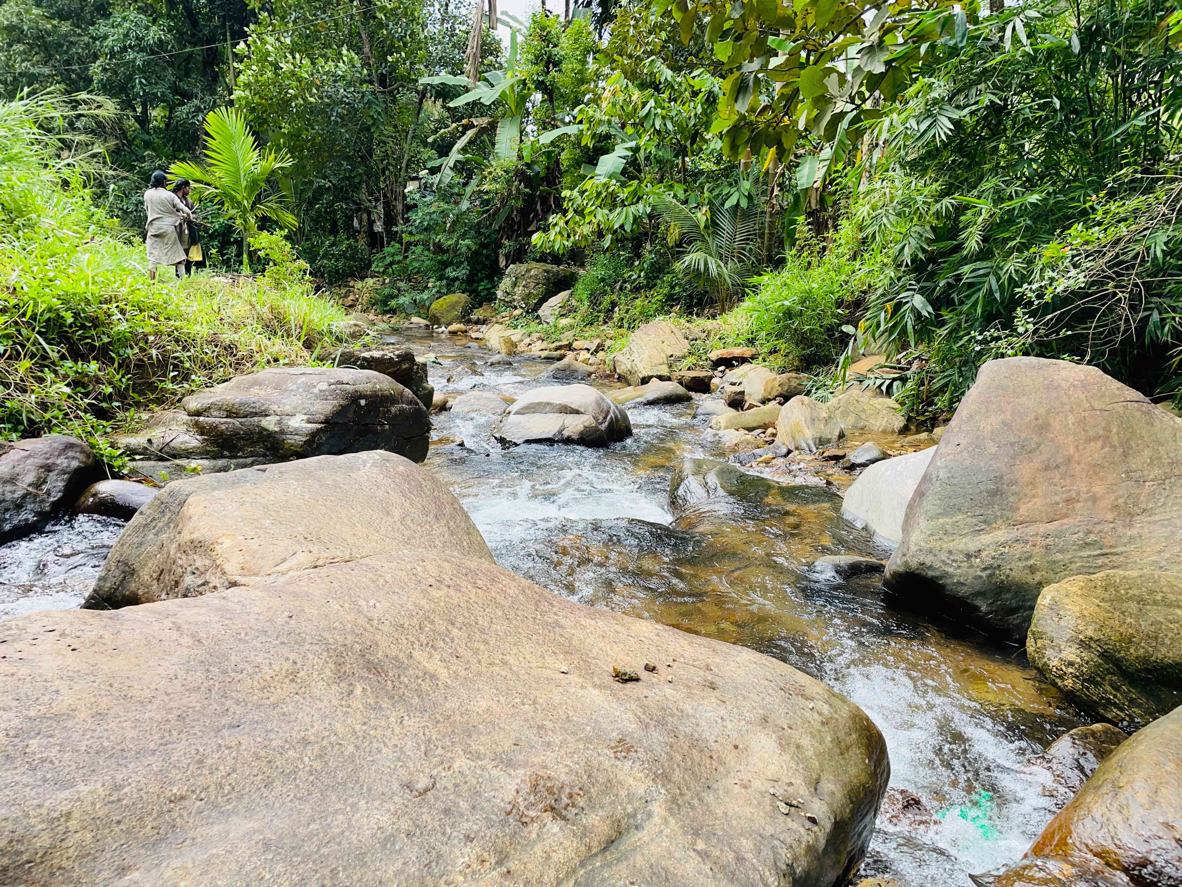 Cloudscape Kandy - river 02